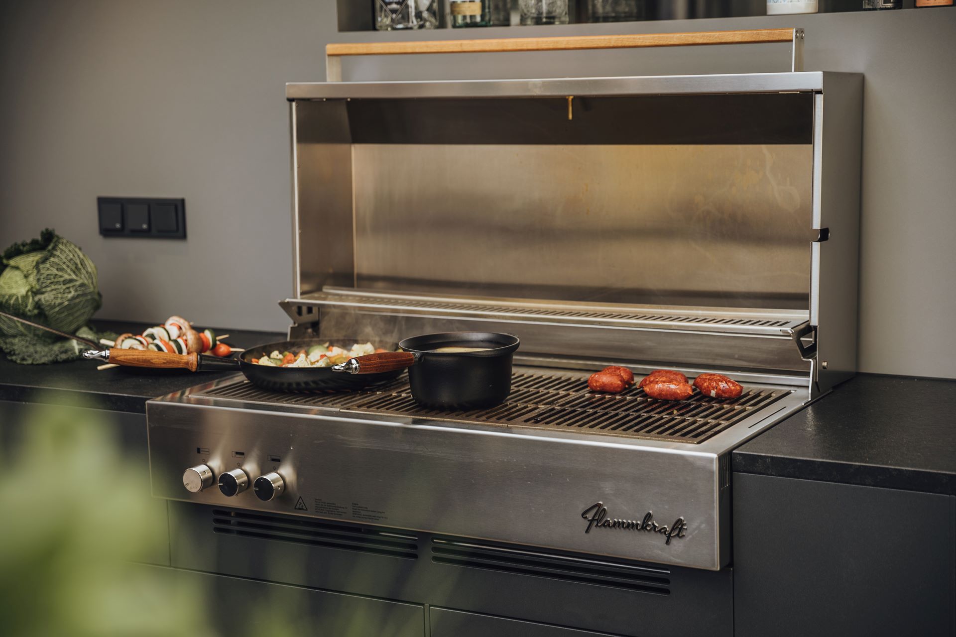 Grillezés egy Flammkraft gázgrillen