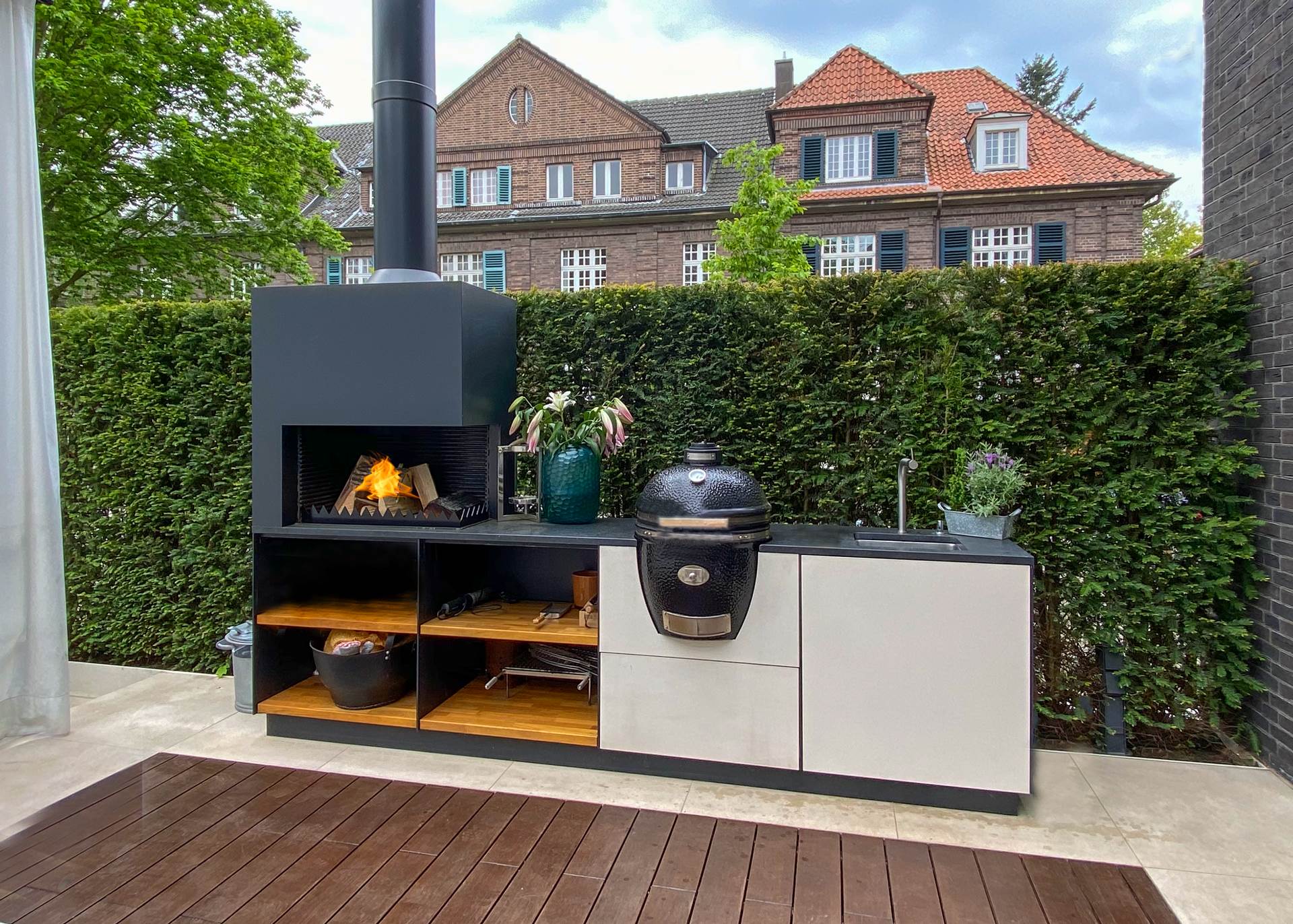 Kamado grill integrálása kültéri konyhába