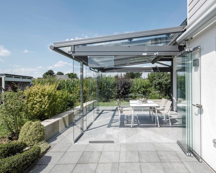 Üvegezett alumínium pergola, Solarlux Atrium Plus