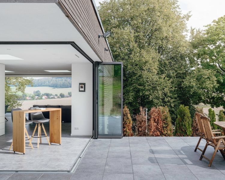 Solarlux Ecoline sarkon át nyitható harmonika ajtó