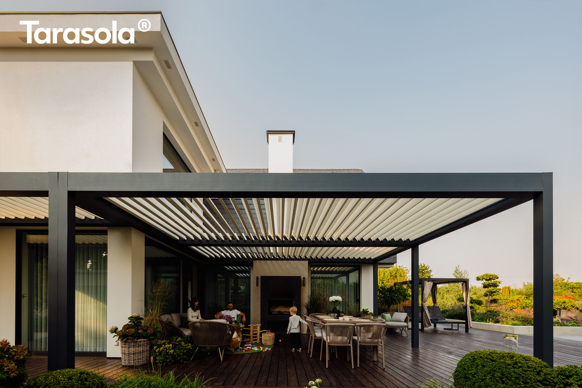 Tarasola Technic New lamellás pergola, két falhoz csatlakozó