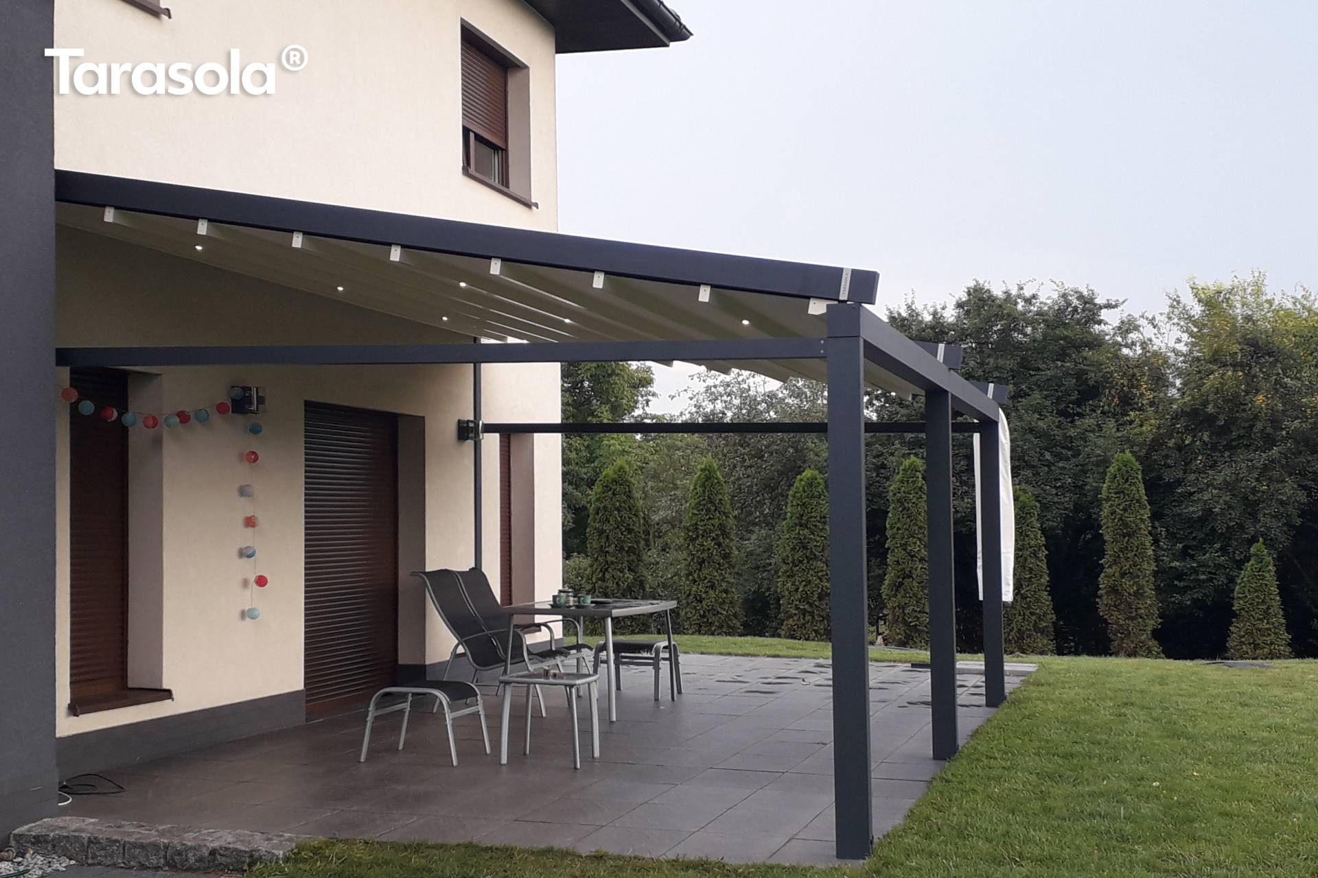 Tarasola Elegancy ponyvás pergola családi házhoz