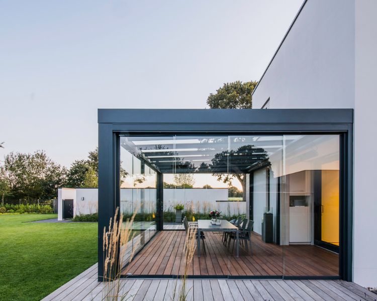 Üvegterasz, Solarlux Acubis