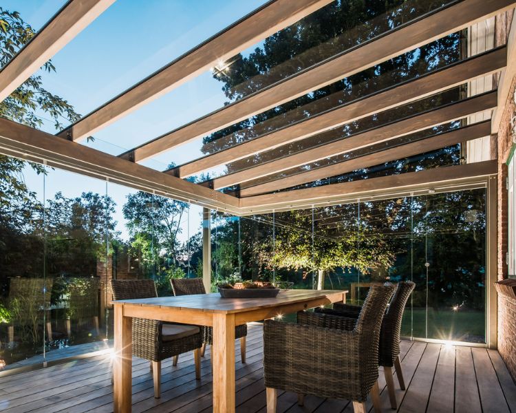 Üvegterasz Solarlux Aura