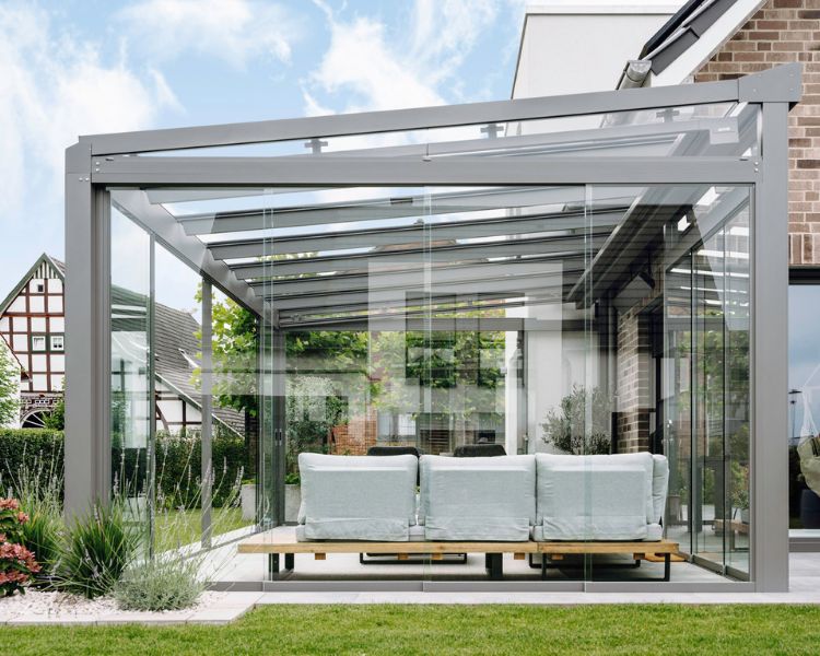 Pergola üvegtető, Solarlux Alerio teraszüvegezés